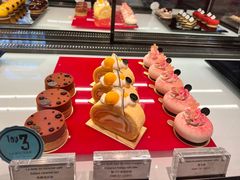-Salon de The de Joel Robuchon(外滩18号店)