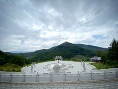 -九鼎铁刹山风景区