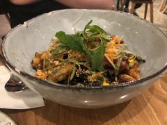 泰碗配野米煎鸡肉花生酱-Wagas沃歌斯(大学路店)