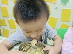 -哲学苑亲子园·早教婴儿托育·婴儿游泳(颐龙湾店)