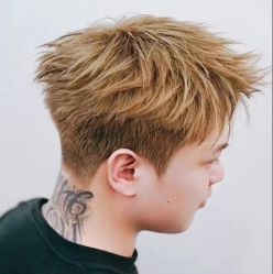 -禾曼造型