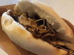 -烤鸭肉夹馍鸭汤店