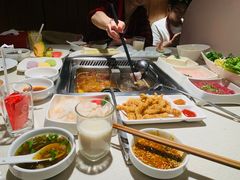 -海底捞火锅鲜切牛肉主题店(长寿路店)