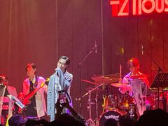 -TZ House音乐现场(来福士中心店)