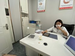 -苗方清颜专业祛痘·皮肤管理