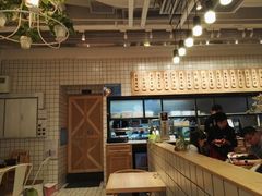 大堂-云味馆过桥米线(皇庭广场店)