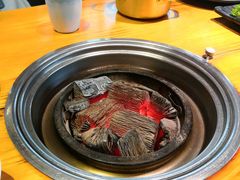 -唯成•韩国炭火烤肉 유성고기