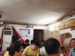 大堂-岗上渣渣老火锅(两路口店)