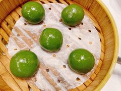 豆沙青团-松鹤楼·非遗·苏帮菜(融科店)