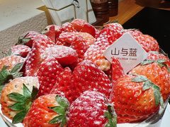 -山与蓝·轻糖鲜果蛋糕(勒泰店)