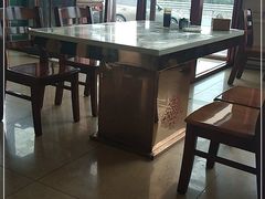 -相聚青山餐厅(阎河路店)