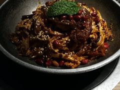 手撕扁担鸡-吃饭皇帝大土家民族菜(正大广场店)