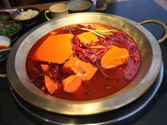 -王婆乔鲜鱼自助火锅(蜀汉路店)