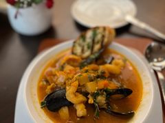 -卡佩罗意大利餐厅及酒吧Al Cappello Trattoria