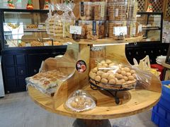 -昆明冠生园·蛋糕·面包(南强街店)