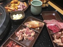 -韩盛炭火烤肉(万达广场店)