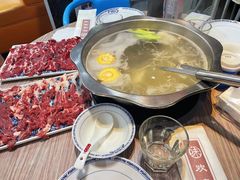 -潮汕牛肉火锅