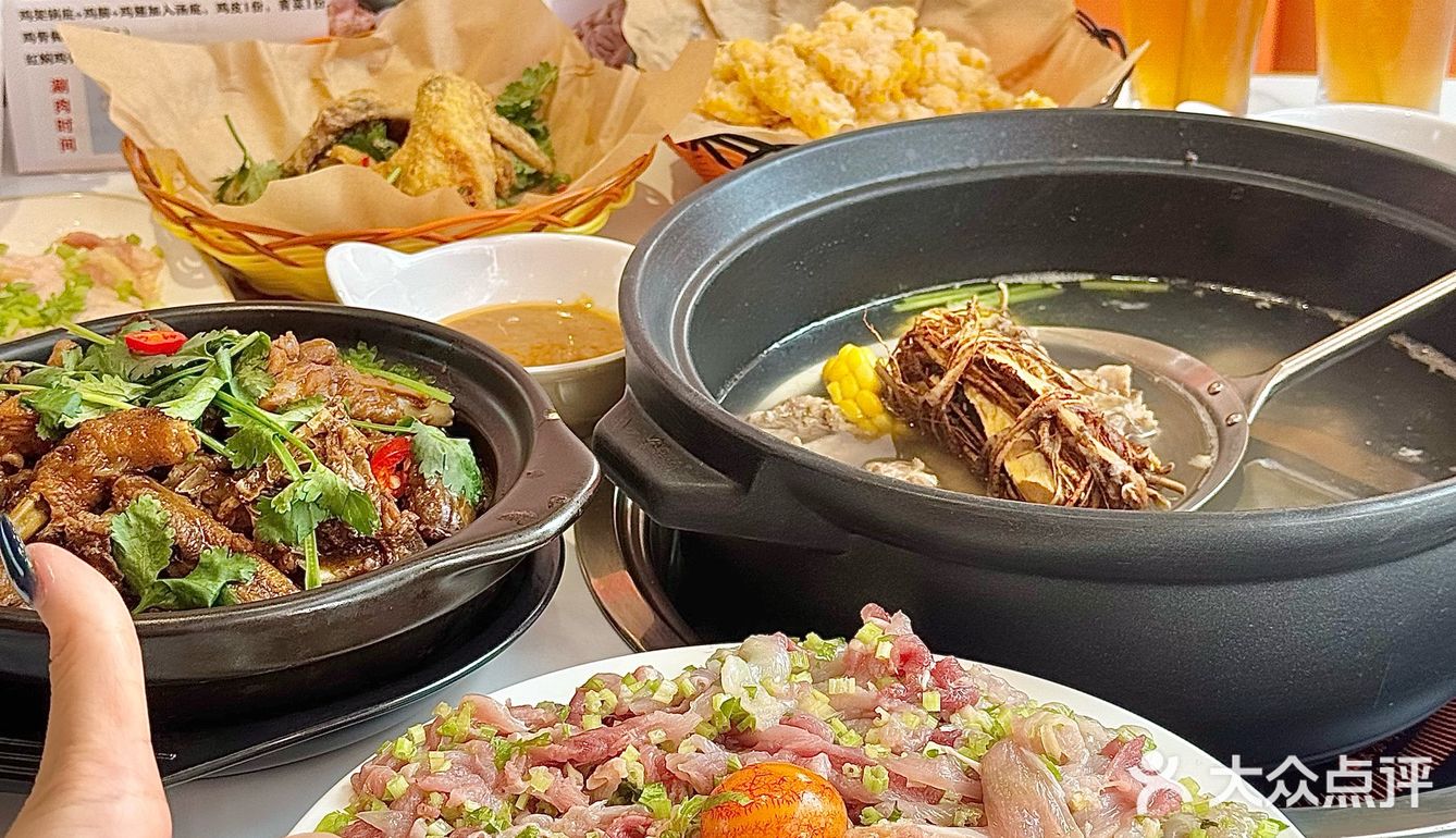 不开玩笑！在汕头吃到了很惊艳的鸡煲…