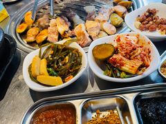-韩聚屋韩国烤肉餐厅(新北万达店)