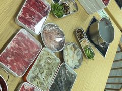 -杨老板·海鲜集市火锅·鲜切牛肉(中防万宝店)