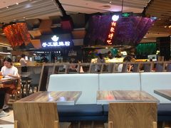 大堂-食悦天美食广场(西安CityOn熙地港购物中心店)