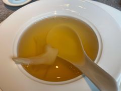 鸡汤氽海蚌-遇外滩(BFC外滩金融中心店)