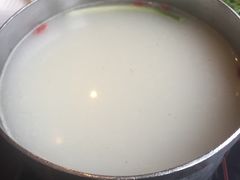 -小天鹅火锅·一线江景洪鼎旗舰店(洪崖洞店)