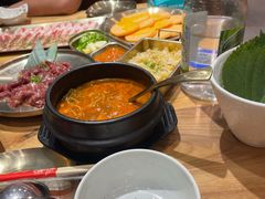 -青瓦餐厅·生鱼片·韩园烤肉(西塔店)