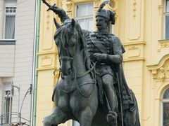 -耶拉契奇总督广场