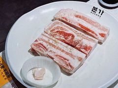 五花肉-本家韩国烤肉(青岛万象城店)