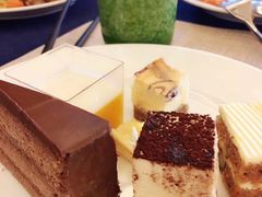 -东方红海鲜百汇(国际大厦店)