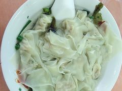 砂锅小馄饨-草庐酒家