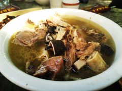 -汤锅大王(新平曹苏黄牛汤锅有限公司)