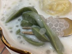 榴莲绿茶拉面-甜心妈妈·榴莲星级糖水(北京路总店)