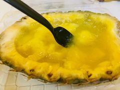 -志龙皇冠吃货椰子铺