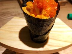 蟹肉海胆手卷-初居食屋日式料理(万象城购物中心店)
