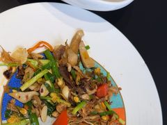 -桥边小楼·手工云南菜·古城观景小楼