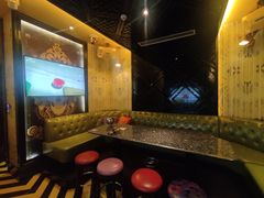 -UK派对KTV(日月广场店)