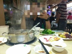 -蒙肥羊·酸汤潮牛·鲜牛肉火锅烤肉自助(岗顶店)