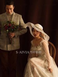 -雪中彩影婚纱摄影·微光艺术中心