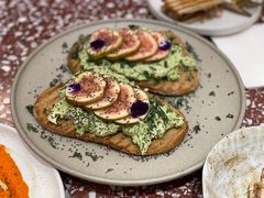 无花果手撕鸡肉tapas-Toris(LuOne凯德晶萃广场店)