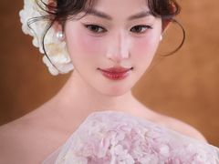 -金夫人化妆摄影职业培训学校