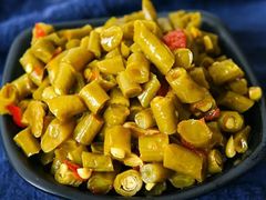 酸豆角-肇兴特色牛肉粉