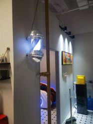 -老男孩男士理容馆·理发·烫染·修面