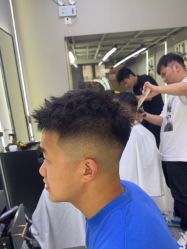 -尤司男士国潮理发馆