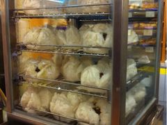 叉烧包，菜肉包，招牌大包-老佛爷饼店