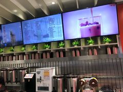 -CoCo都可(湖滨银泰店B区店)