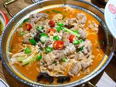 过桥肥牛-叶派龙虾•招牌香辣蟹·海鲜(中海国际店)