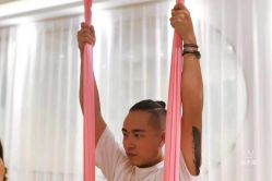 -静待花开瑜伽尊巴会馆