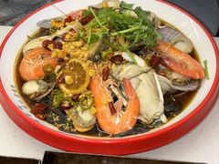 -老东镇啤酒屋海鲜加工·蒸汽海鲜·海鲜烧烤(台东店)